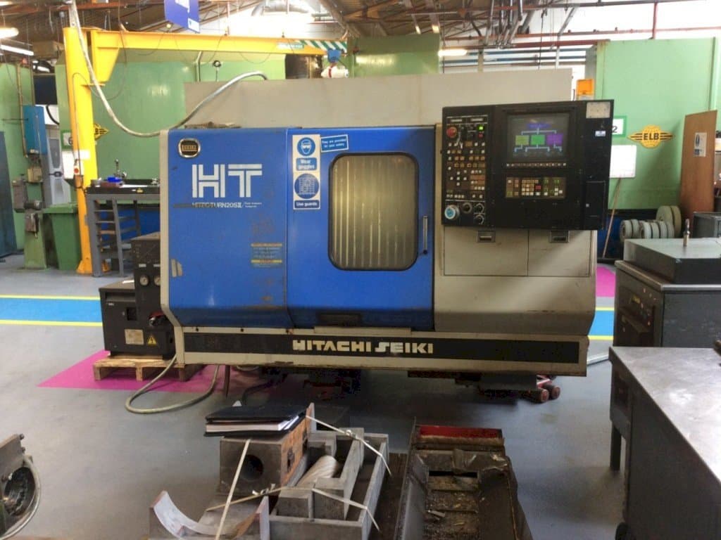 A HITACHI SEIKI HT20SII gép elölnézete