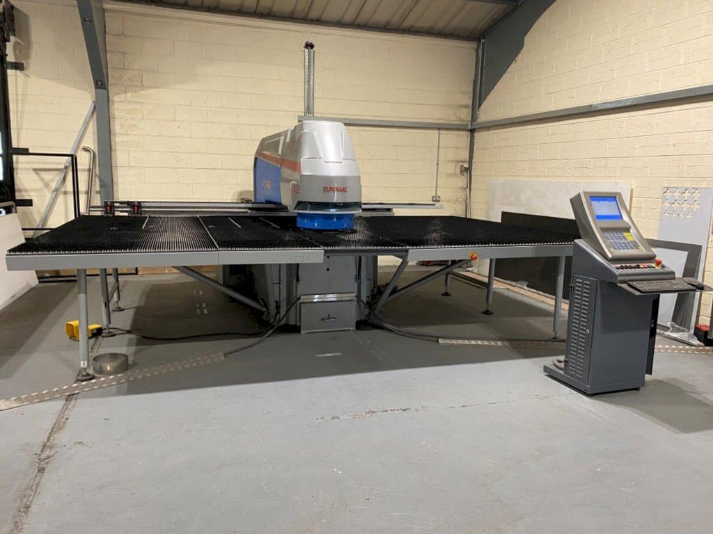 A Euromac 1500 STX Flex 12 Hybrid  gép elölnézete