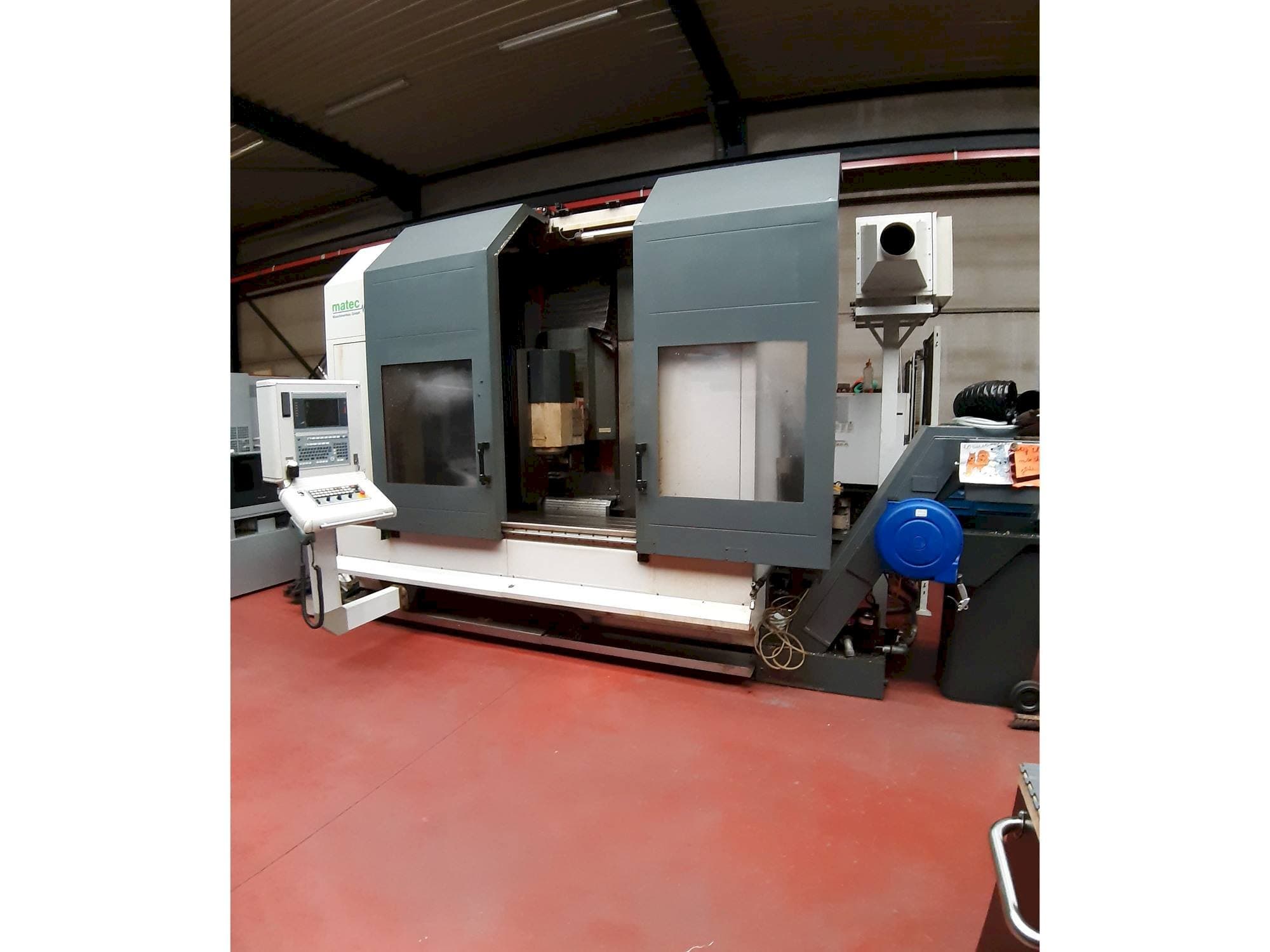 A Matec 30 HV  gép elölnézete