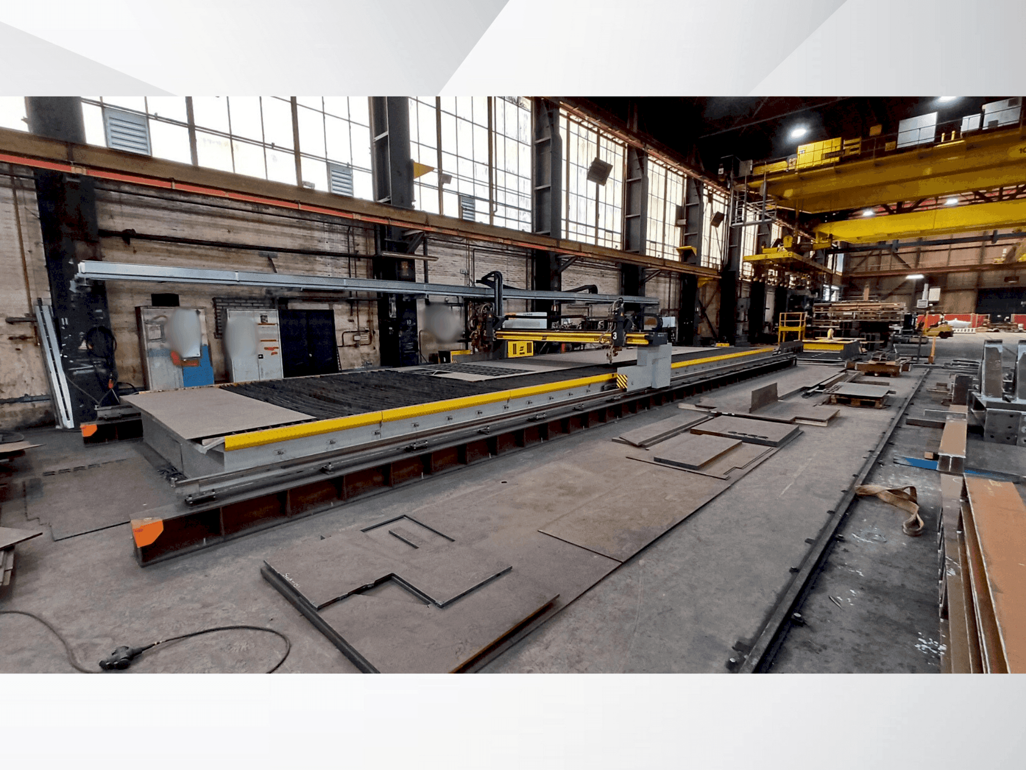 A ESAB SXE-P4500  gép elölnézete