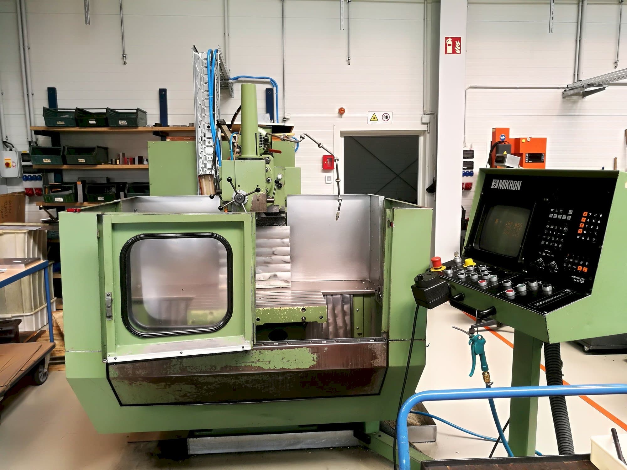 A MIKRON WF 21 C  gép elölnézete