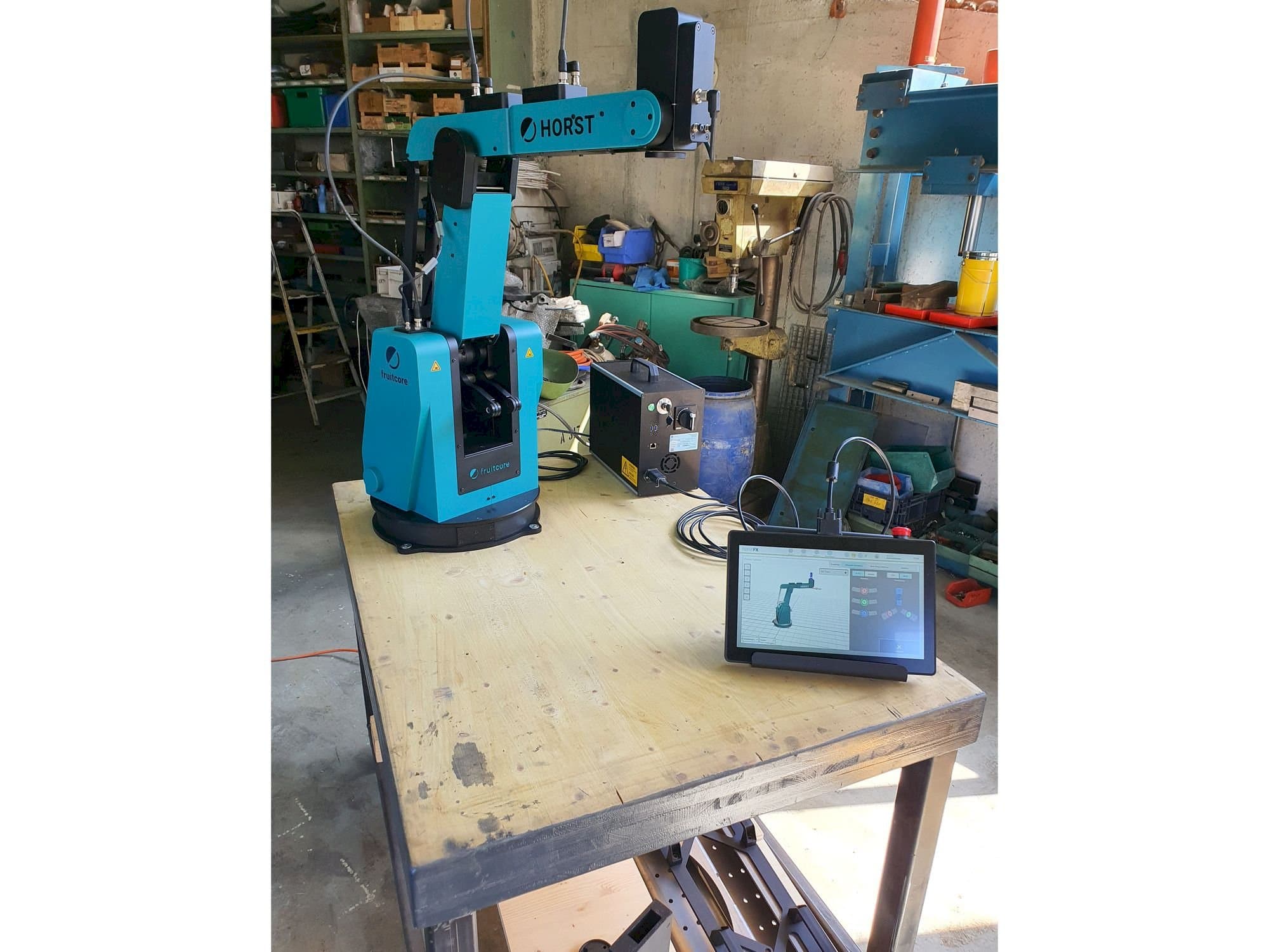 A Fruitcore Horst 900  gép elölnézete