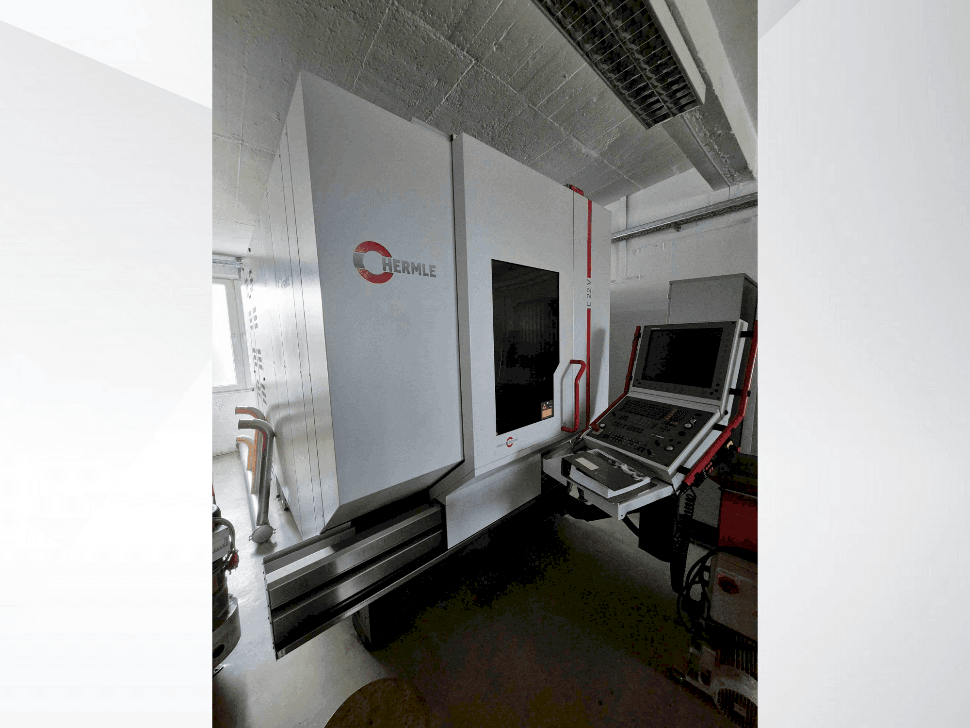 A HERMLE C22 V  gép elölnézete