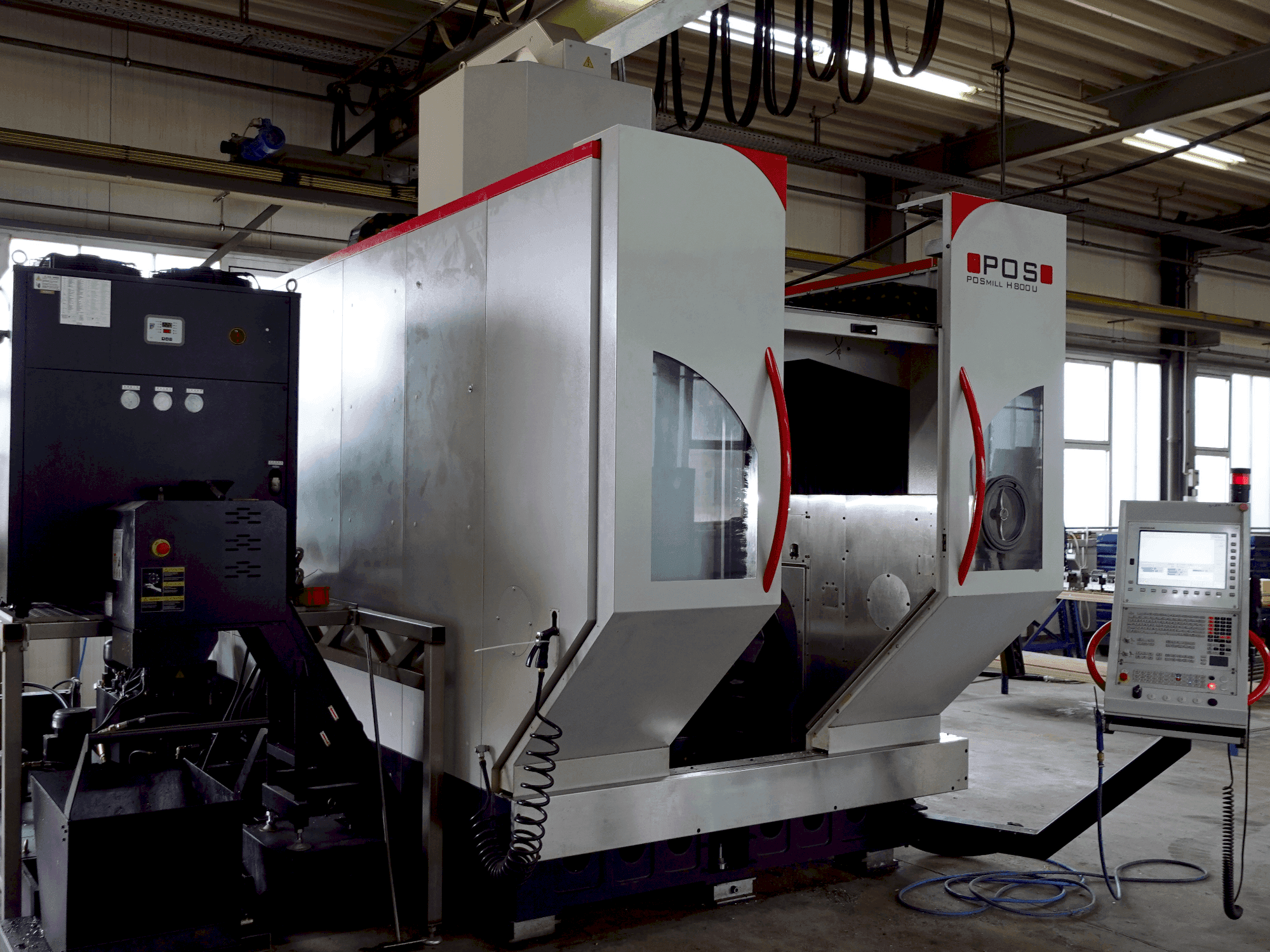 A POSmill H 800 U  gép elölnézete