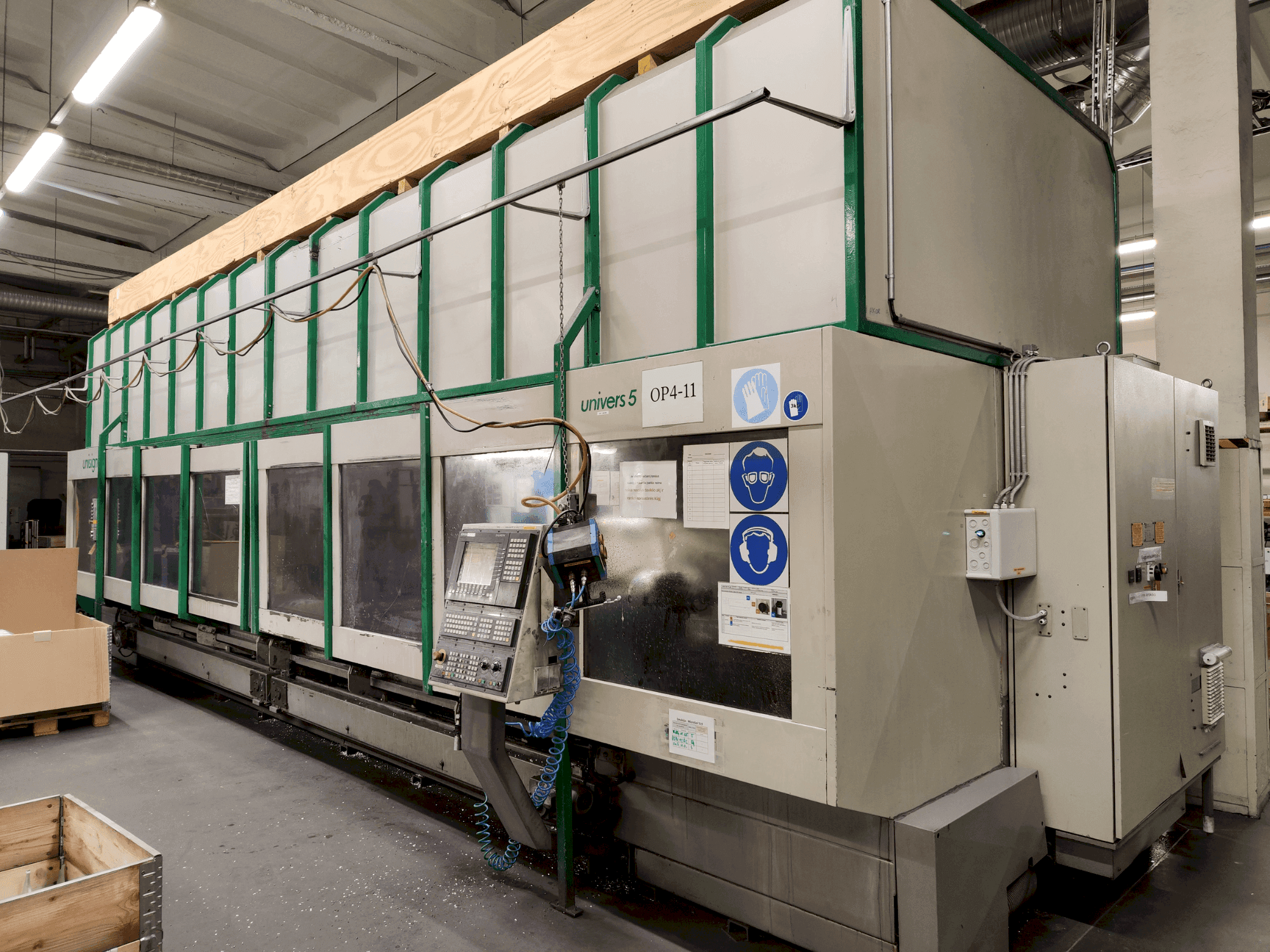 A Unisign UNIVERS 5  gép elölnézete