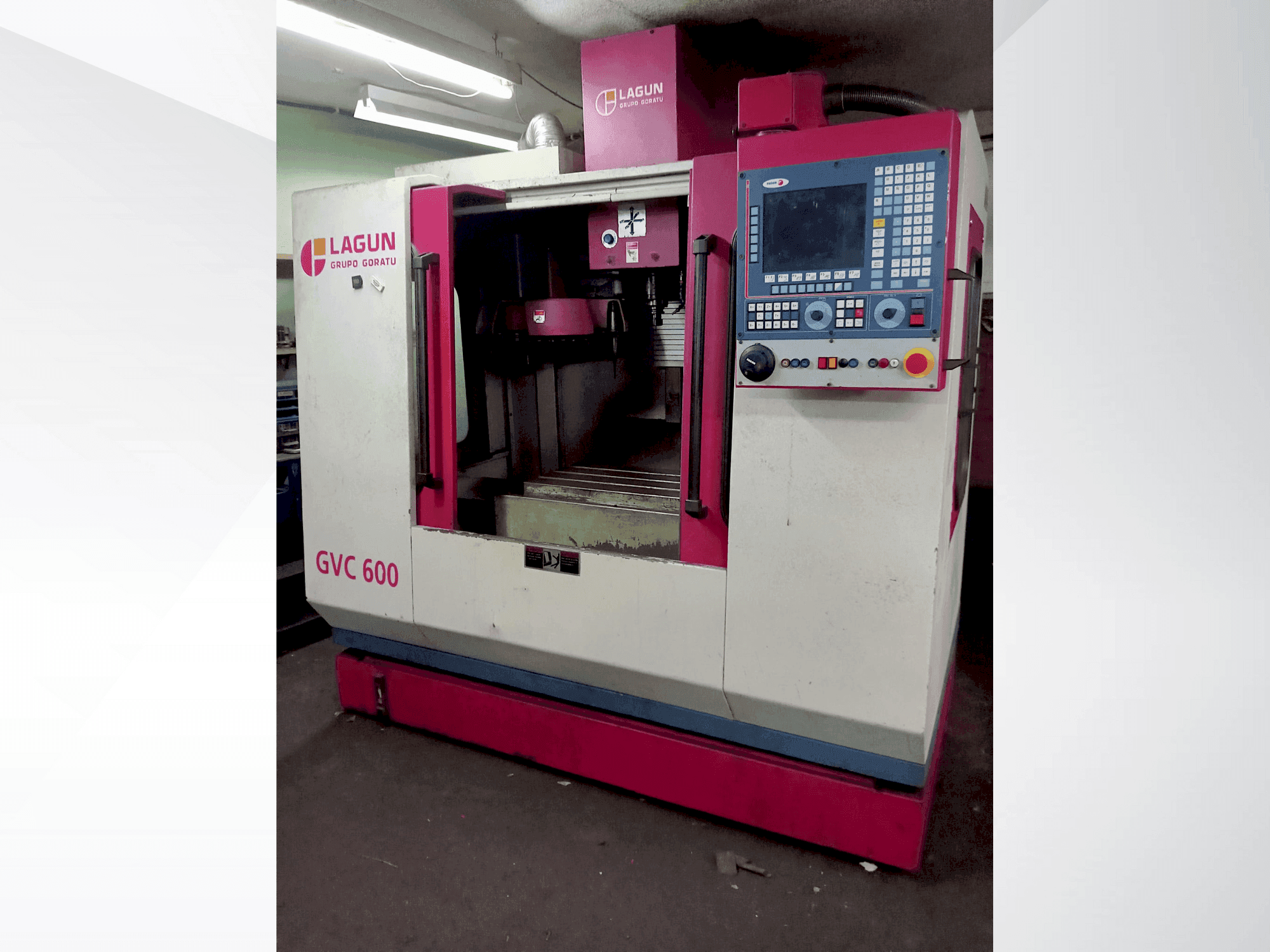 A LAGUN GVC 600  gép elölnézete