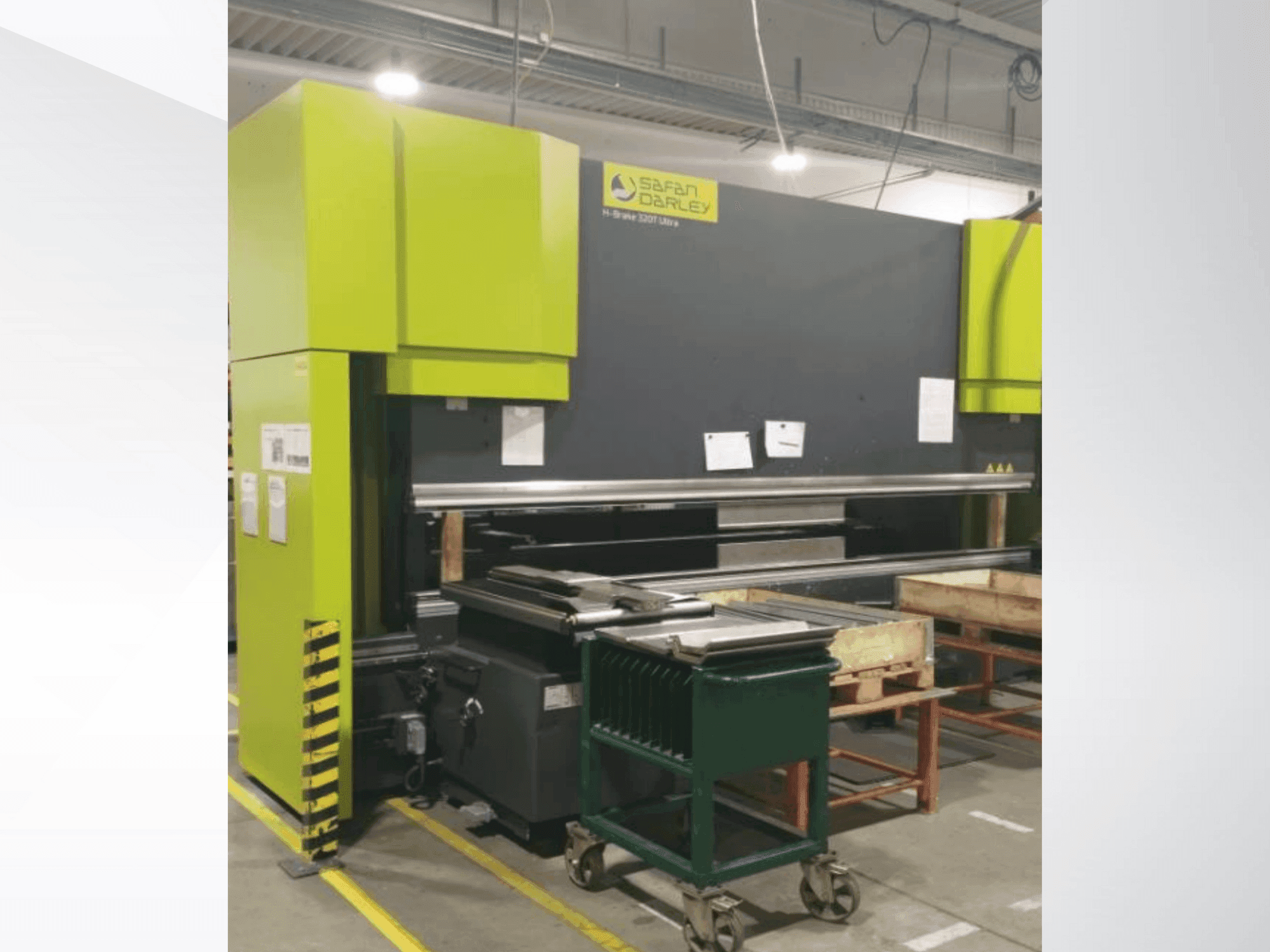 A Safan SAFAN DARLEY H-BRAKE 2 320.42/37  gép elölnézete