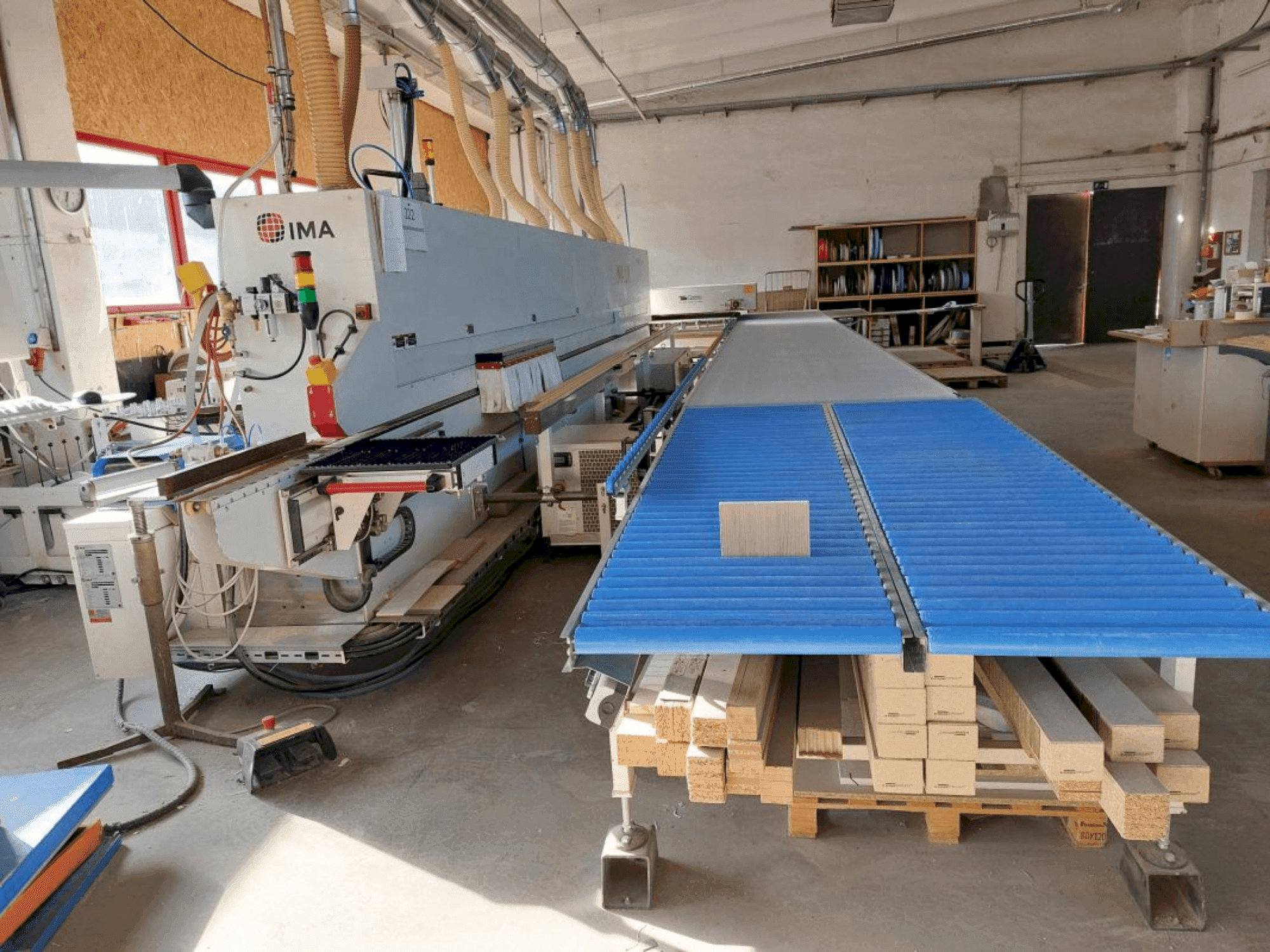 A IMA Contour/I/G80/R3/IMALUX  (2017)  gép elölnézete