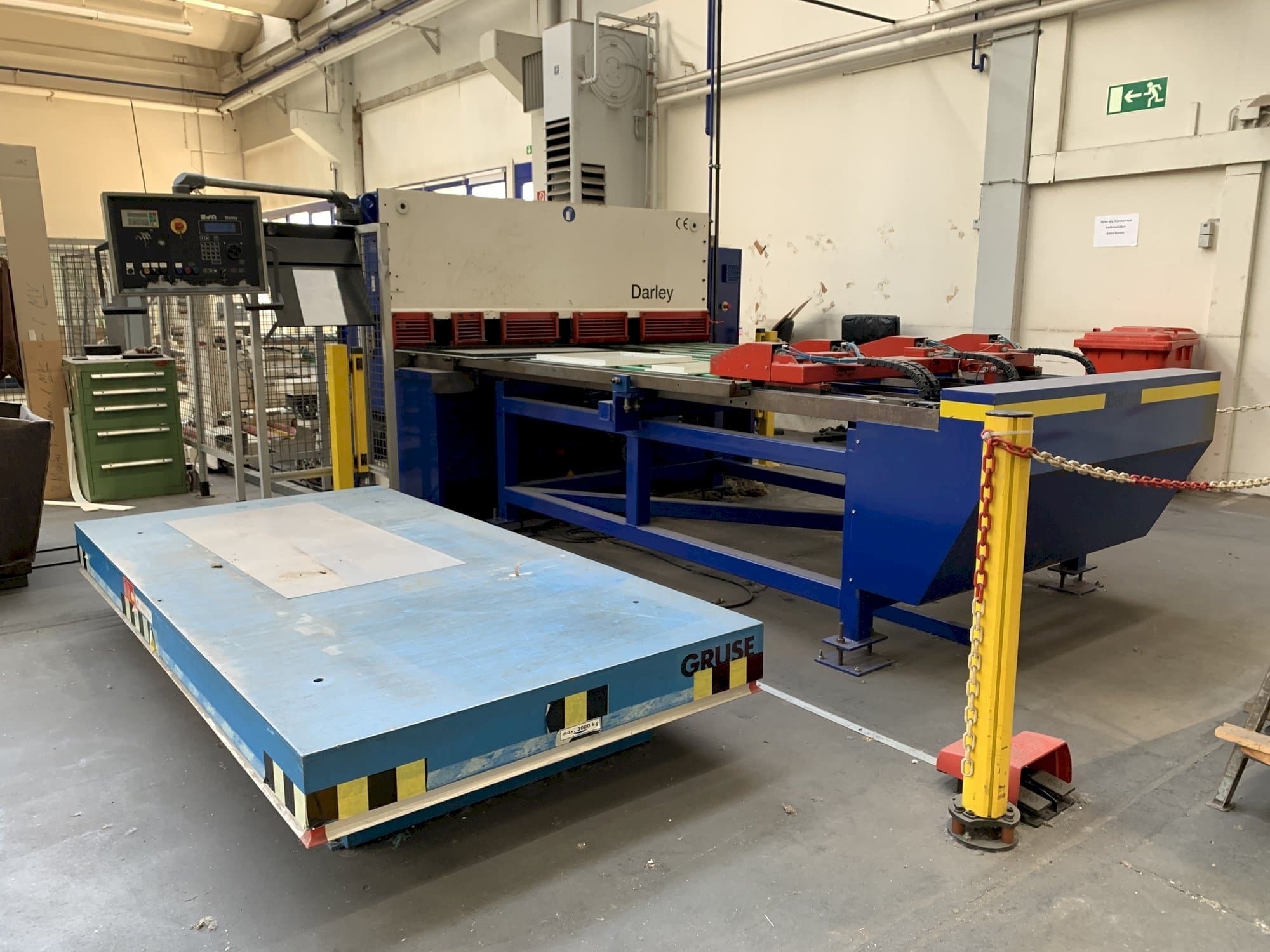 A Darley VS 2100 X 4  gép elölnézete