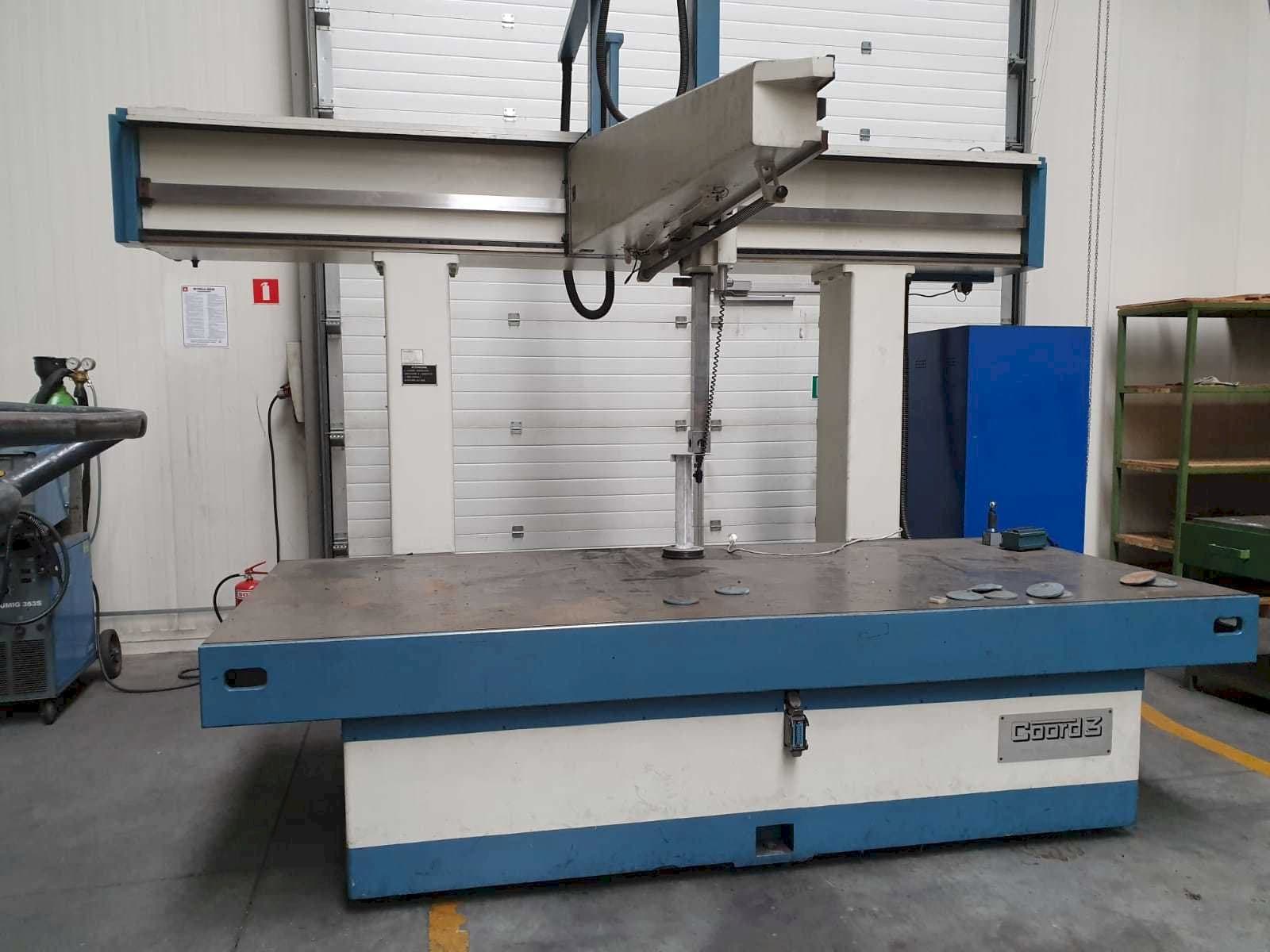 A Coord3 TR32  gép elölnézete