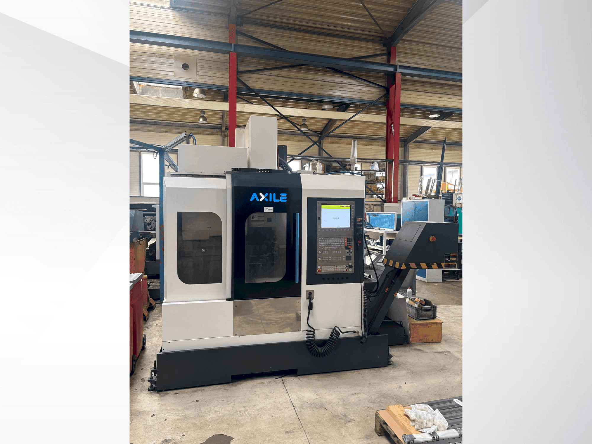 A AXILE V4  gép elölnézete