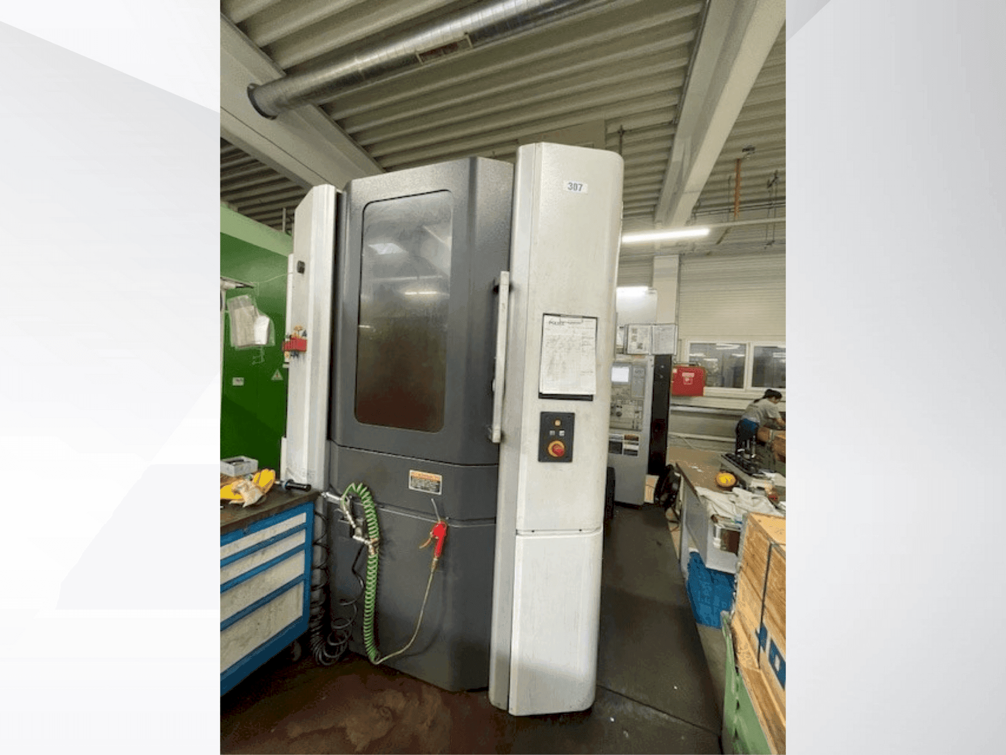 A MORI SEIKI NHX 5000  gép elölnézete