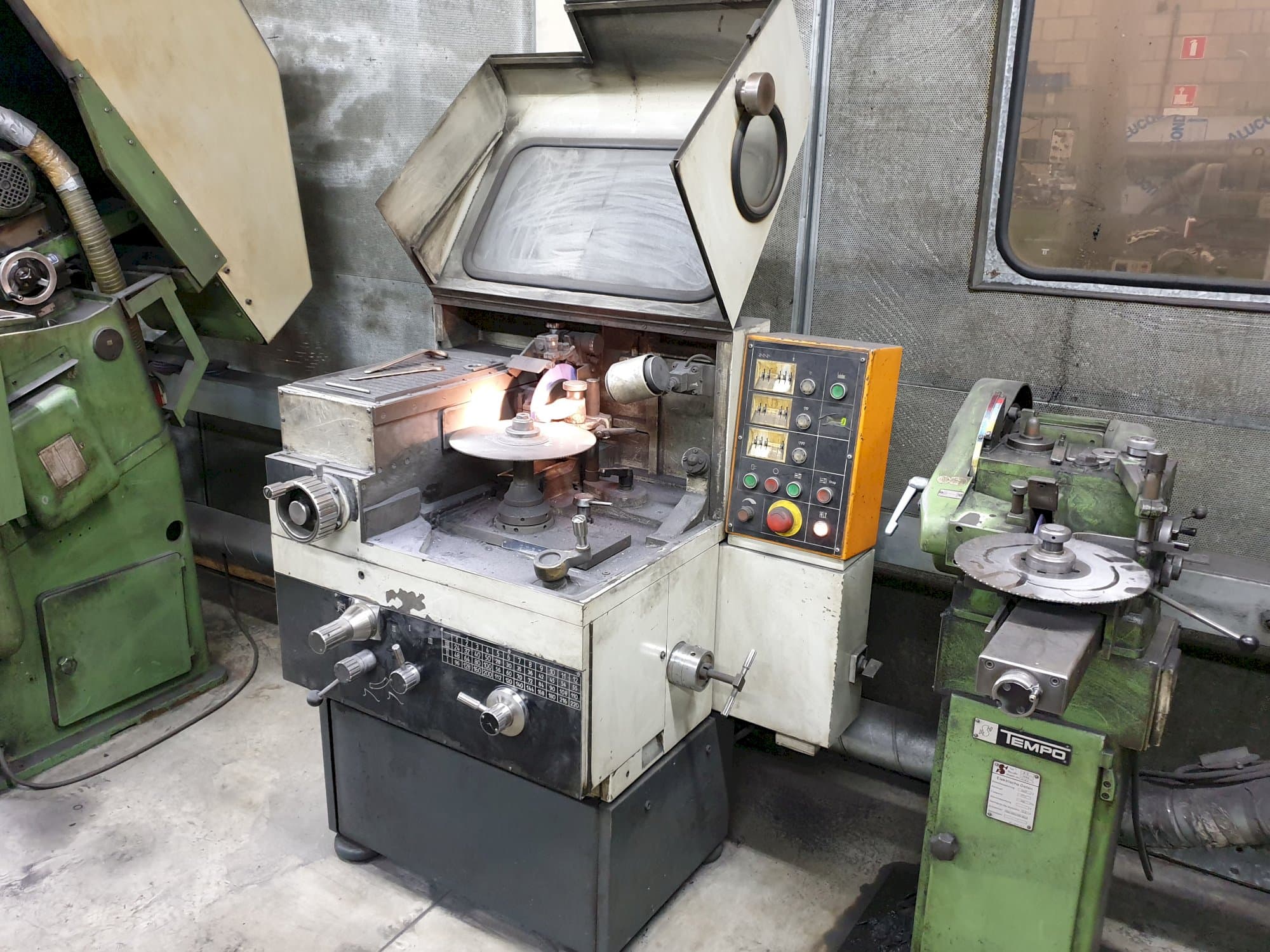 A Loroch K400  gép jobb nézete