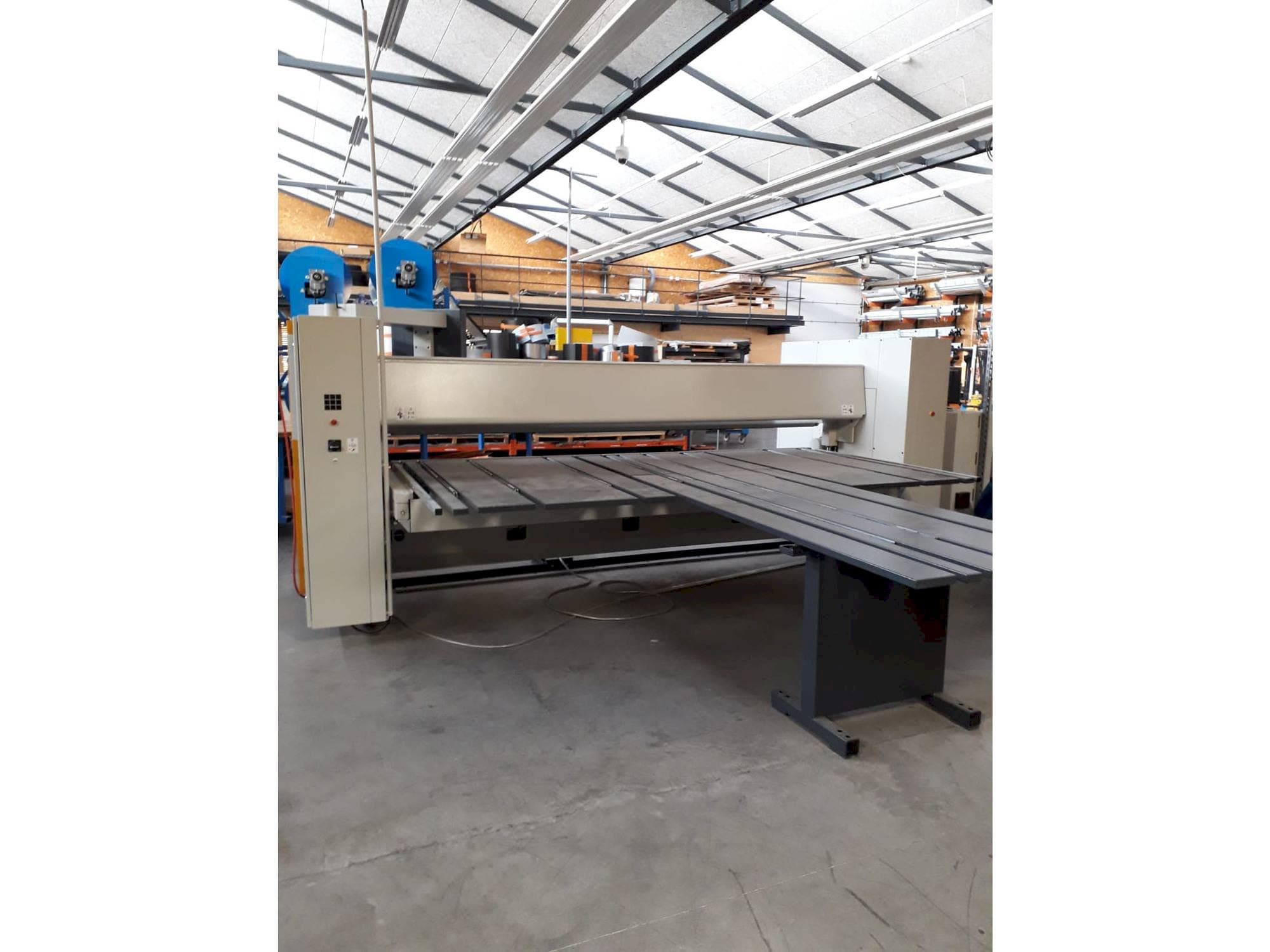 A RAS 62.30-2 TURBO 2  gép elölnézete