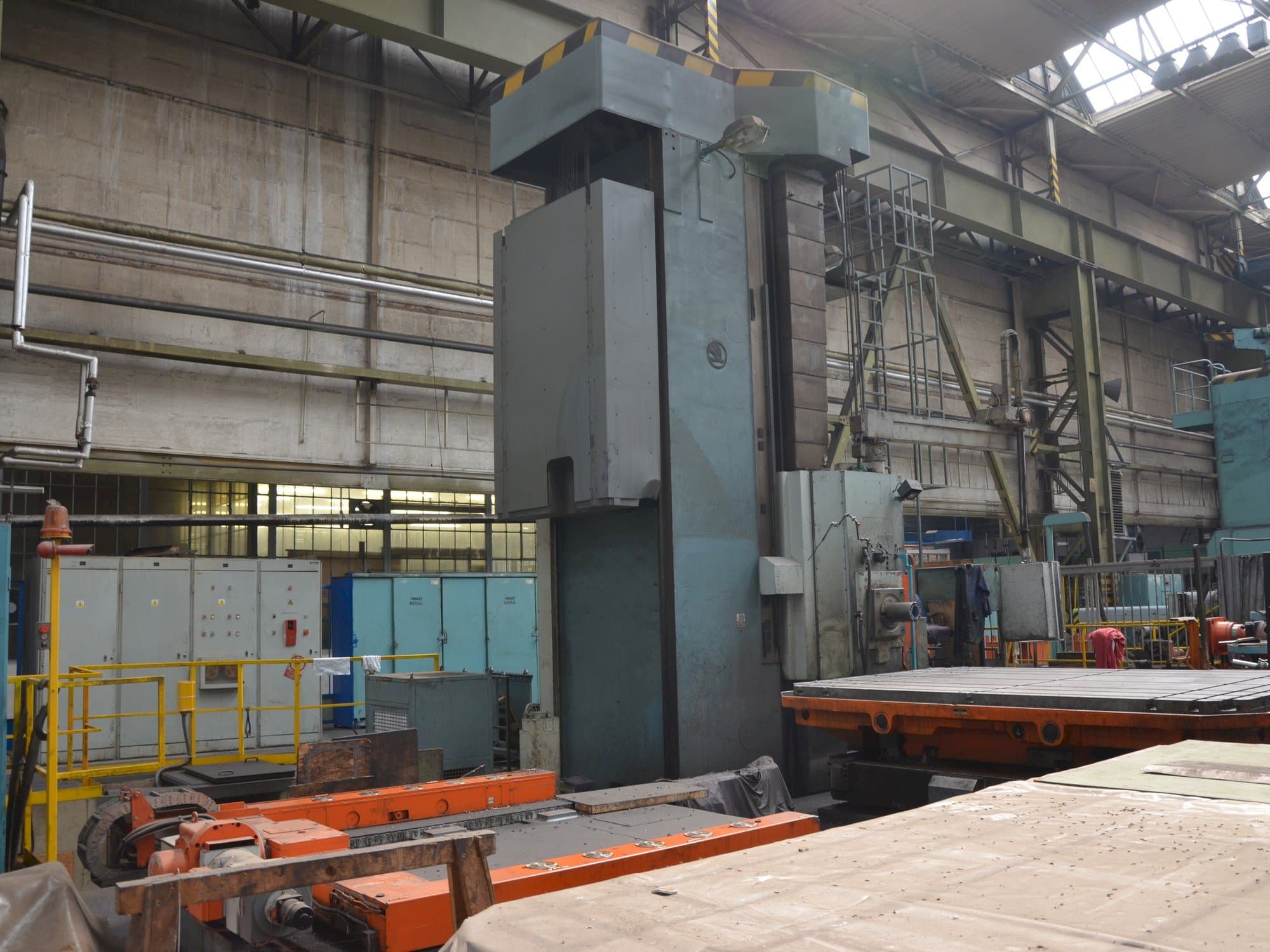 A SKODA W 180NC  gép oldalnézete