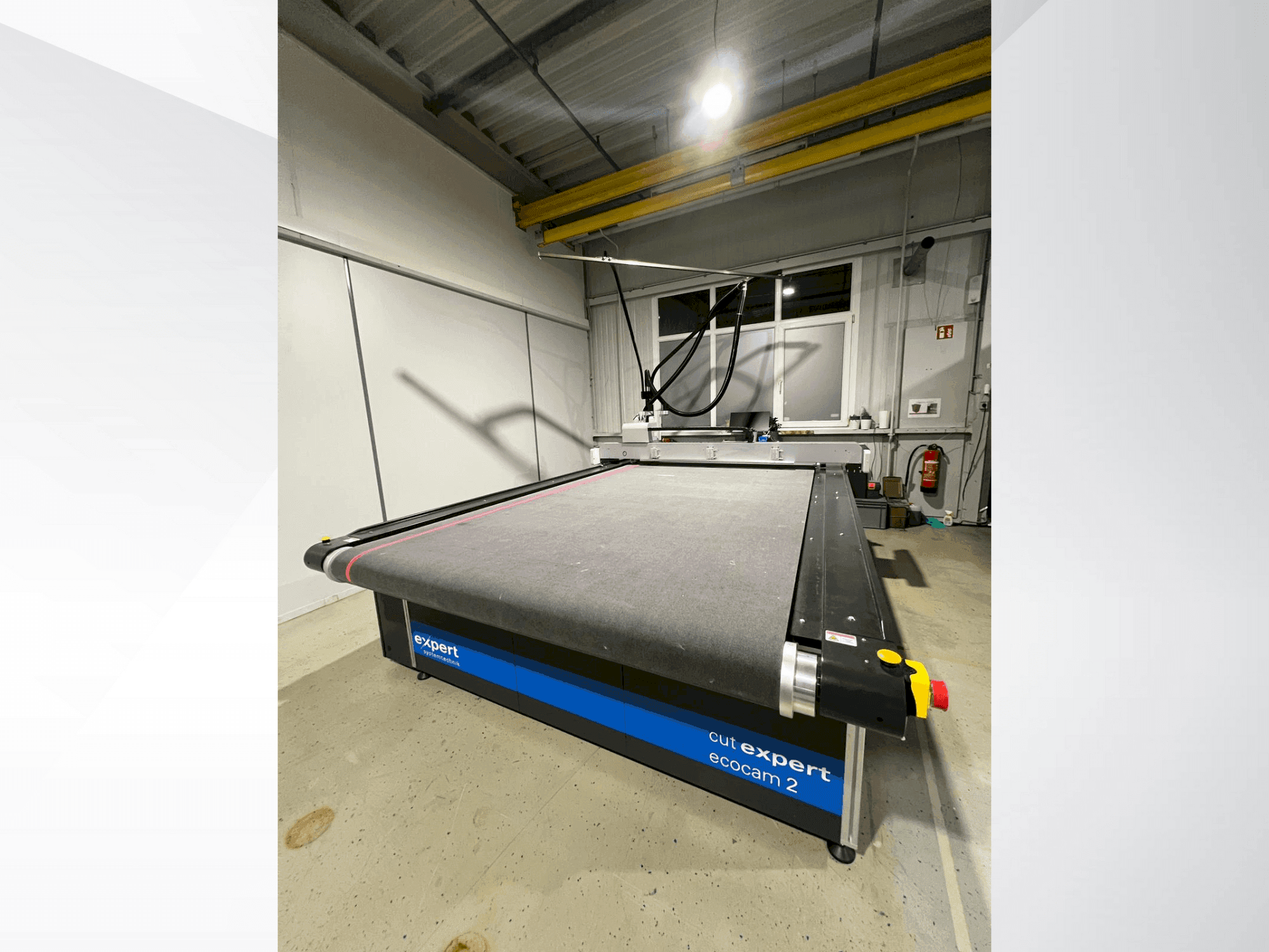 A EXPERT cut Expert ecocam 2  gép elölnézete