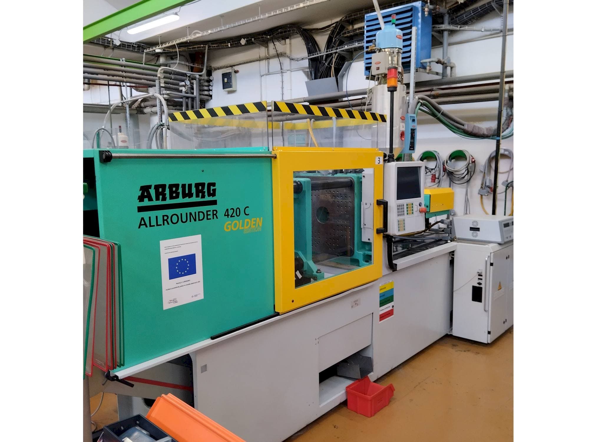 A Arburg 420C 1000-290  gép elölnézete