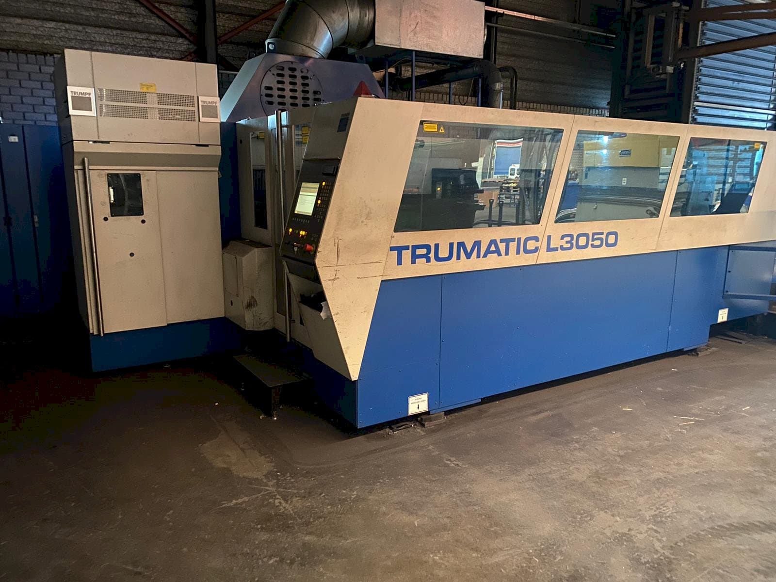 A Trumpf Trumatic L3050  gép elölnézete