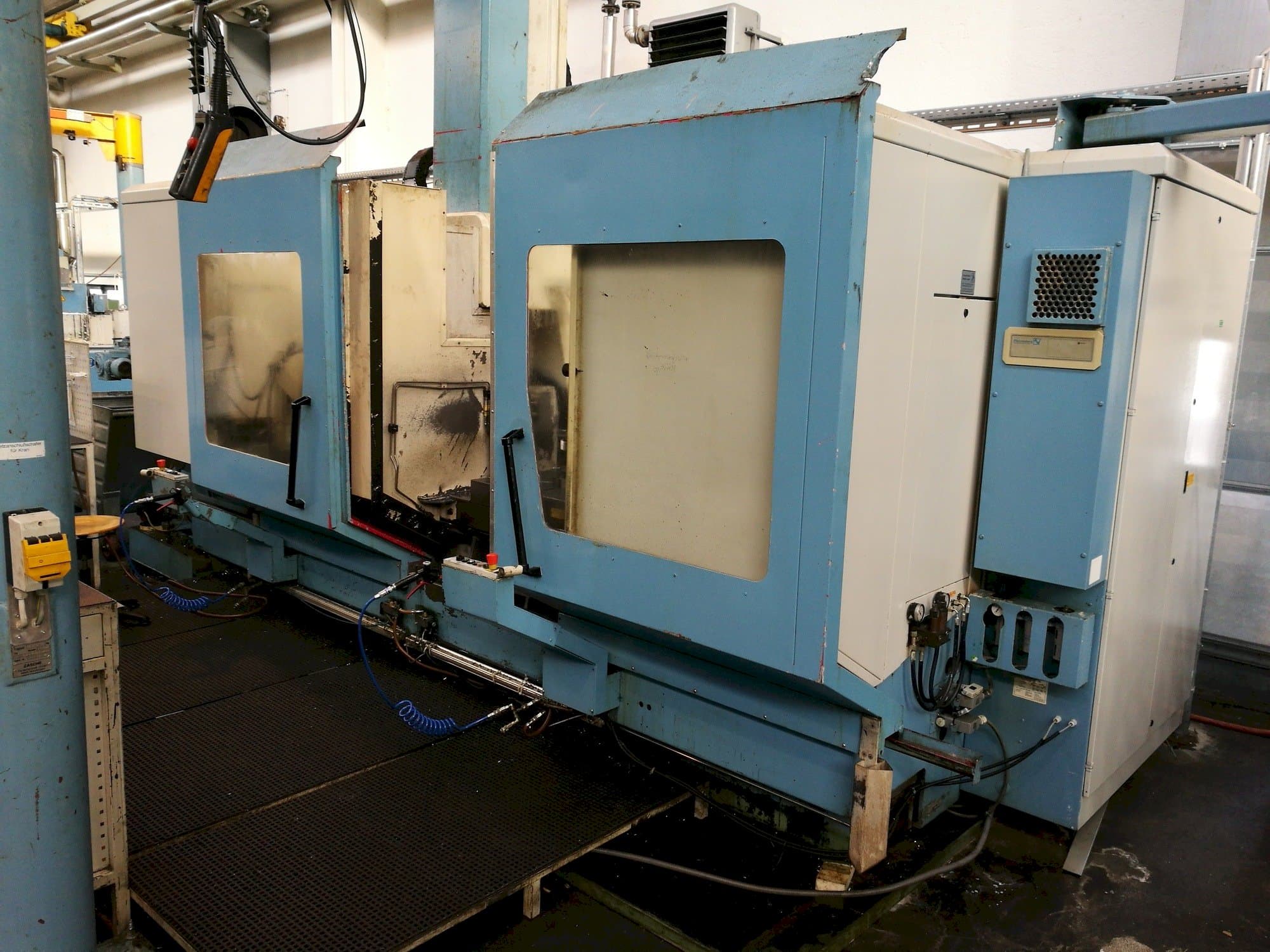 A HEDELIUS BC60/50-2500  gép elölnézete