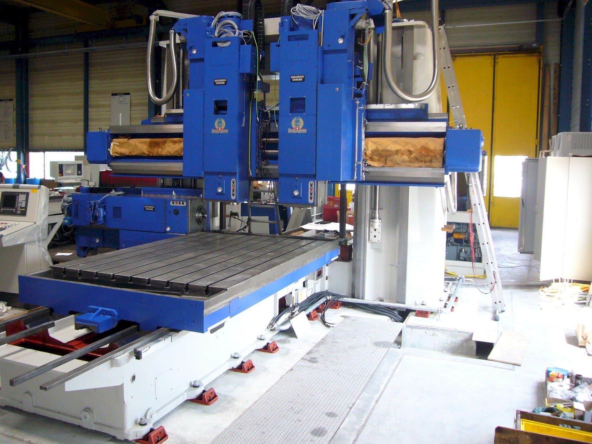 A Waldrich Coburg  gép elölnézete