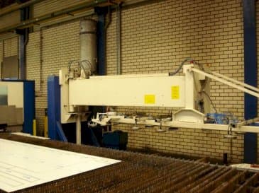 A TRUMPF Loadmaster gép elölnézete