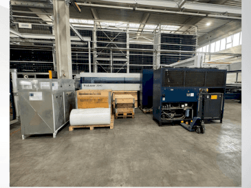 A TRUMPF TruLaser 3040 gép elölnézete