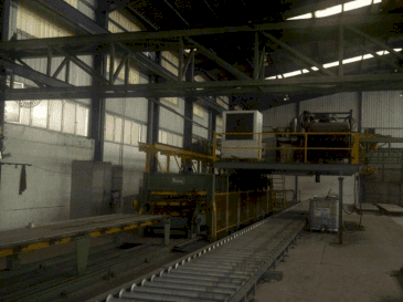 A MANNI Sandwich Panel Production Line  gép elölnézete
