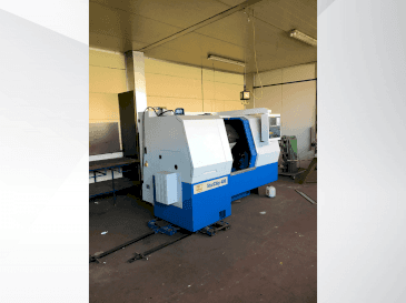 A KNUTH Starship 400  gép elölnézete