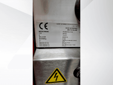 A ZK GENIUS 700 gép elölnézete