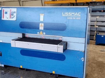 A LISSMAC SBM-M 1000 B2 gép elölnézete