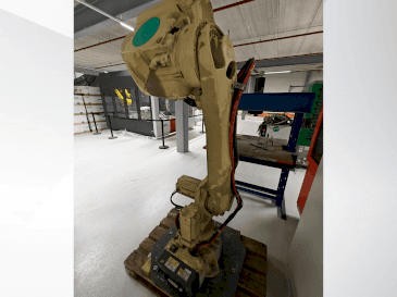 A ABB IRB 4600 M2004 gép elölnézete