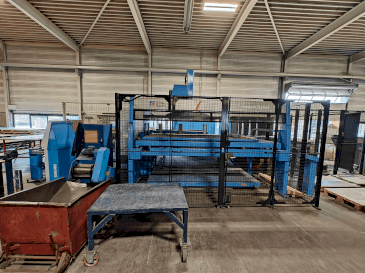 A Finn-Power C6 + Compact Express gép elölnézete