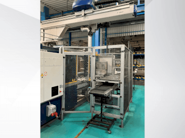 A Krauss Maffei KM350 gép elölnézete