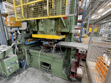 A ERFURT PEEX 2 315/1400x880/20-160  gép elölnézete