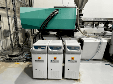 A Arburg Allrounder 920H 5000-4600 gép elölnézete