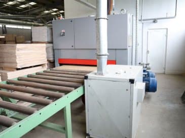 A ESTERER A.G. HDN 600  gép elölnézete