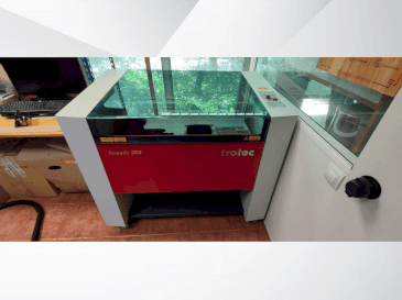 A Trotec Speedy 360  gép elölnézete