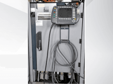 A KUKA KR 360 L280-2  gép elölnézete