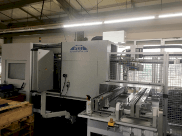 A WEISS Rundschleiftechnik K52  gép elölnézete