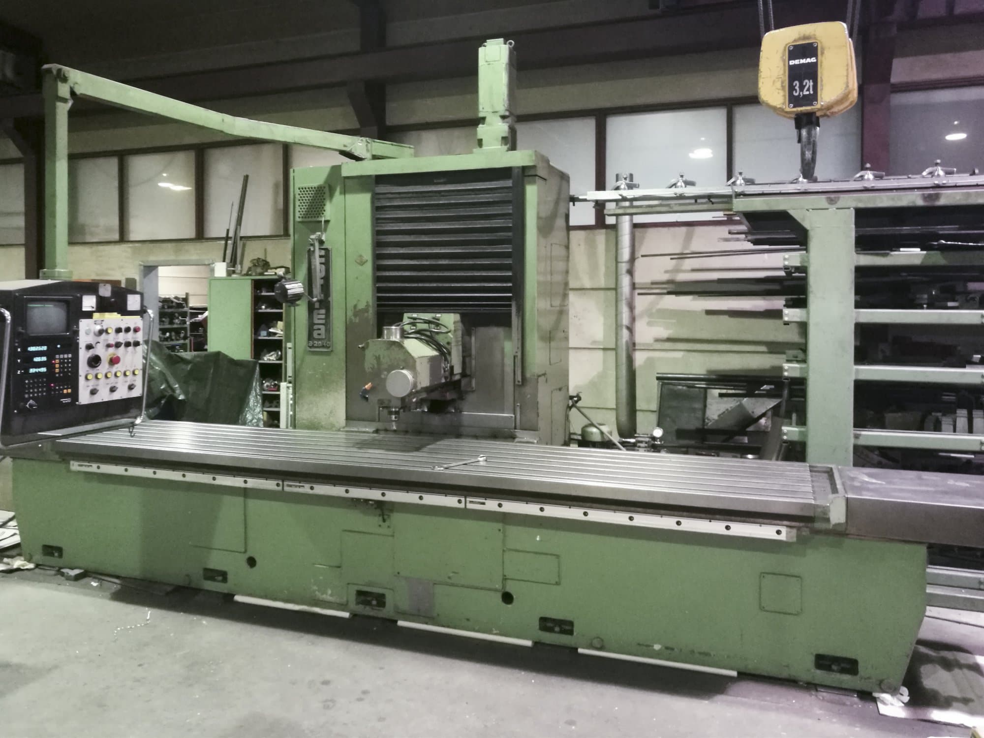 A Correa A-20/40  gép jobb nézete