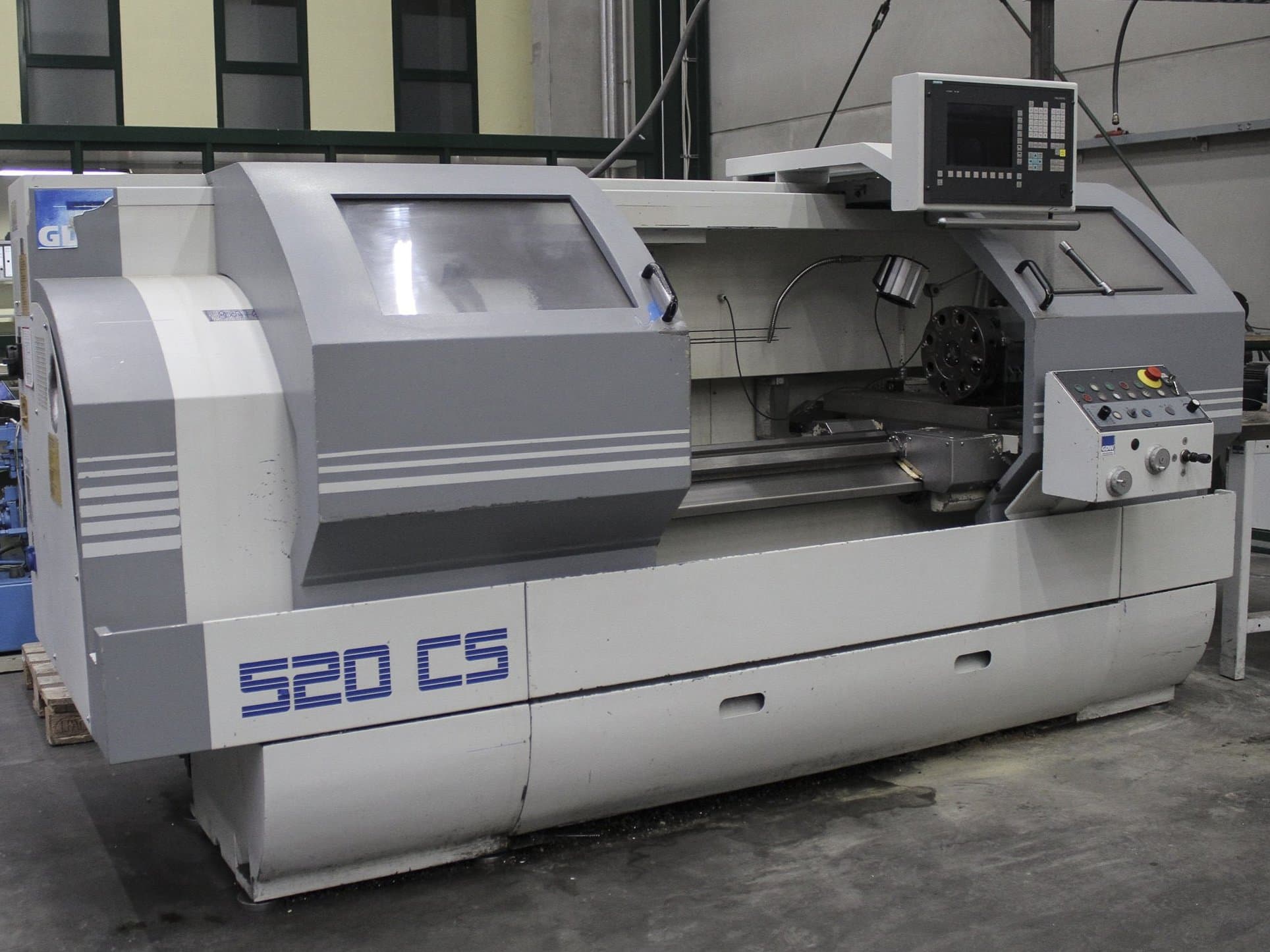 A GDW 520CS  gép elölnézete