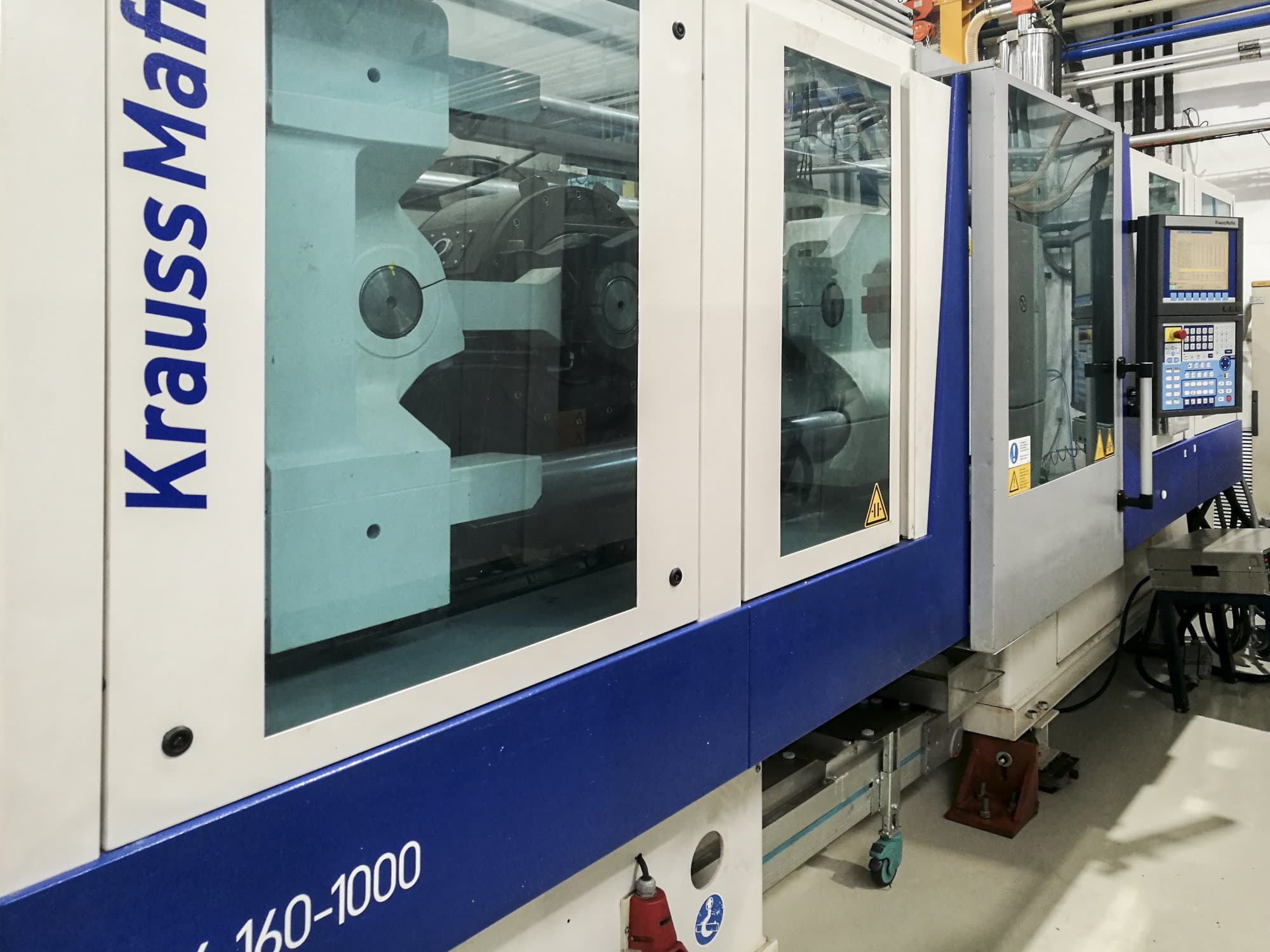 A Krauss Maffei 160-1000 EX  gép bal oldali nézete