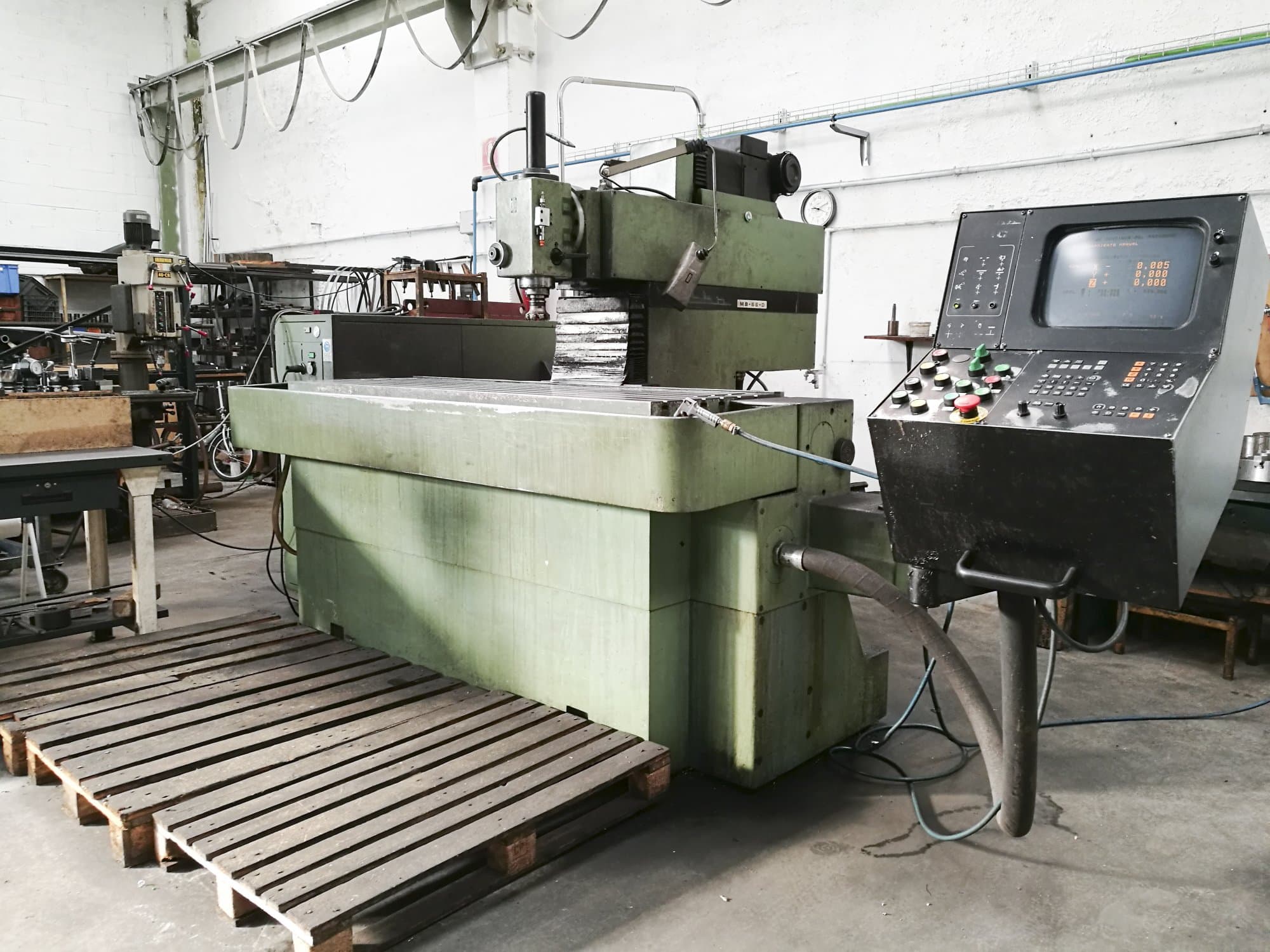 A Metba MB-55-D  gép jobb nézete