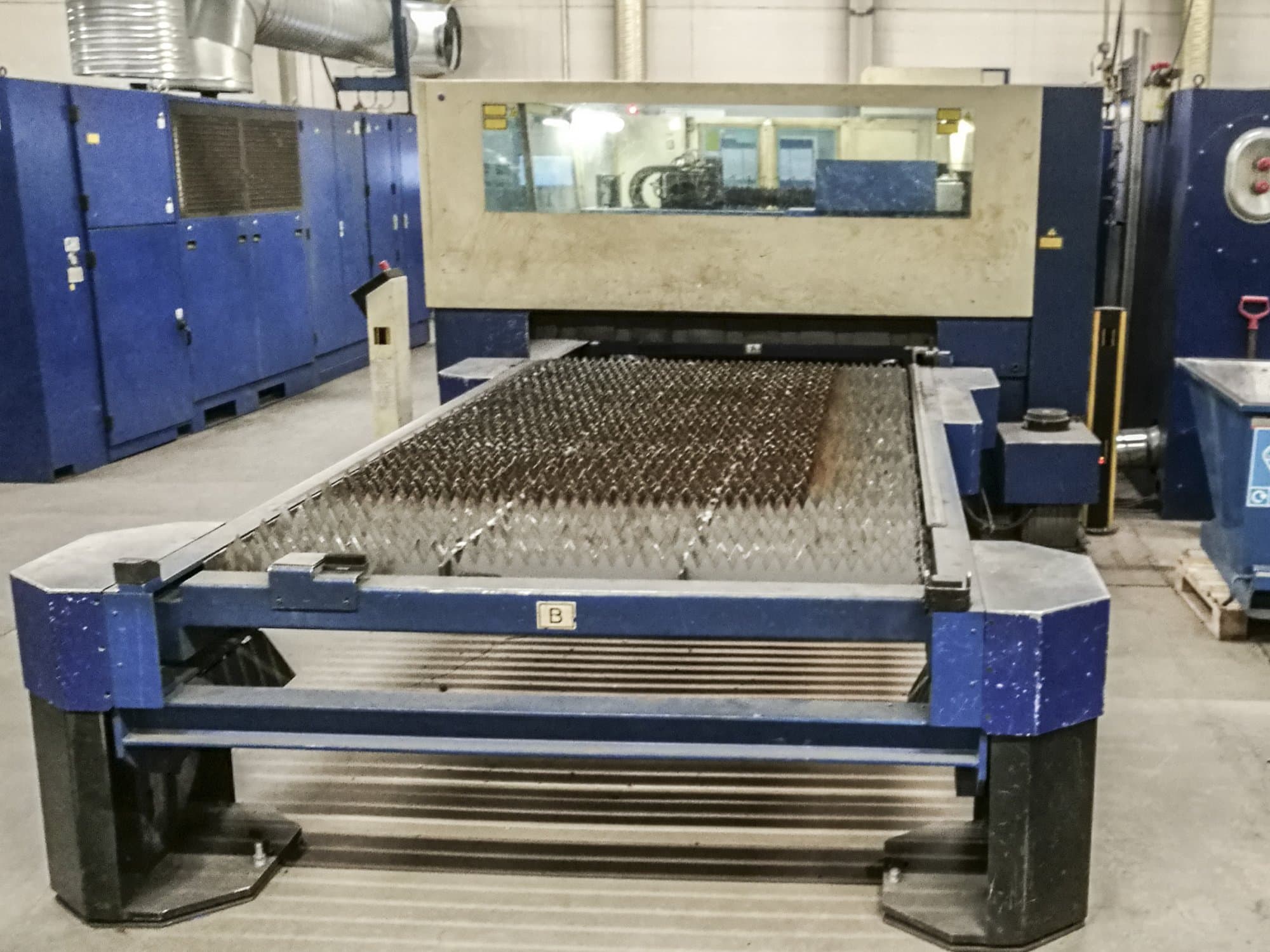 A Trumpf Trumatic L3050  gép jobb nézete