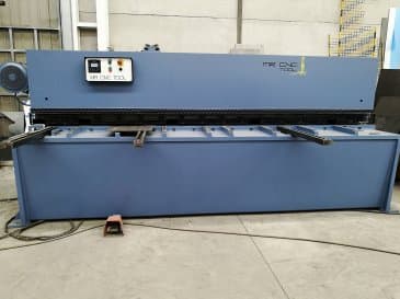 A Loire Safe CHP-6/31  gép elölnézete