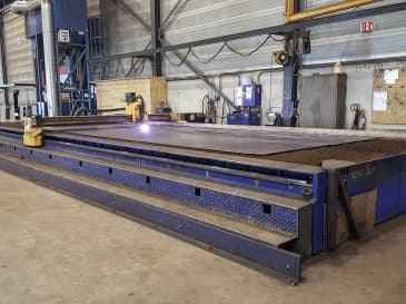 A MicroStep PLS 12001.30 P  gép jobb nézete