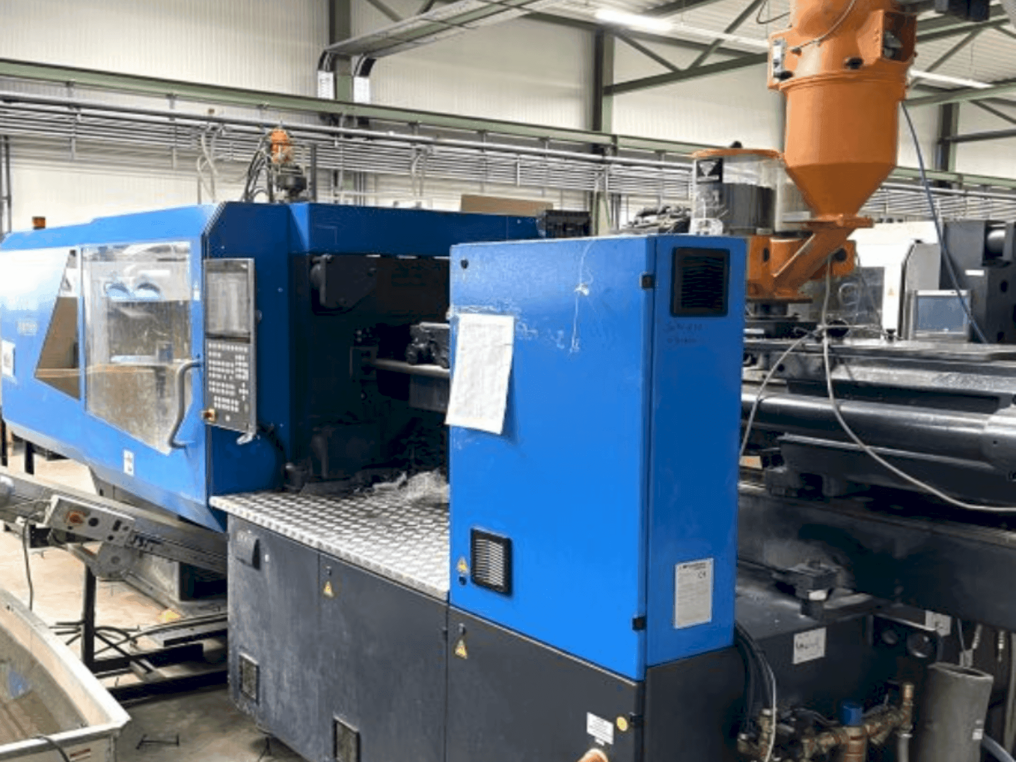 A DEMAG Systec 210/580-840 (2019) gép elölnézete