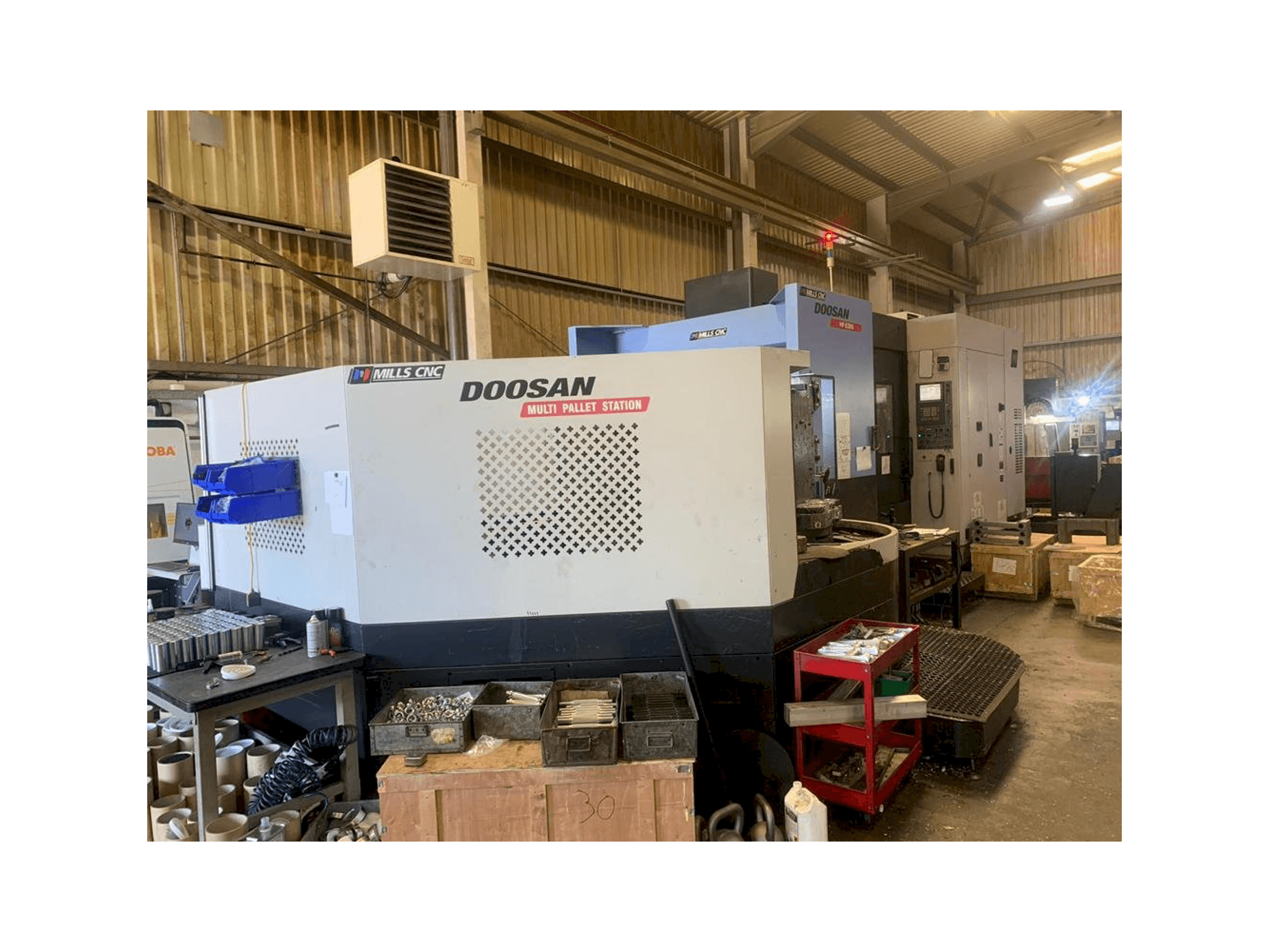 A Doosan HP 6300 gép elölnézete