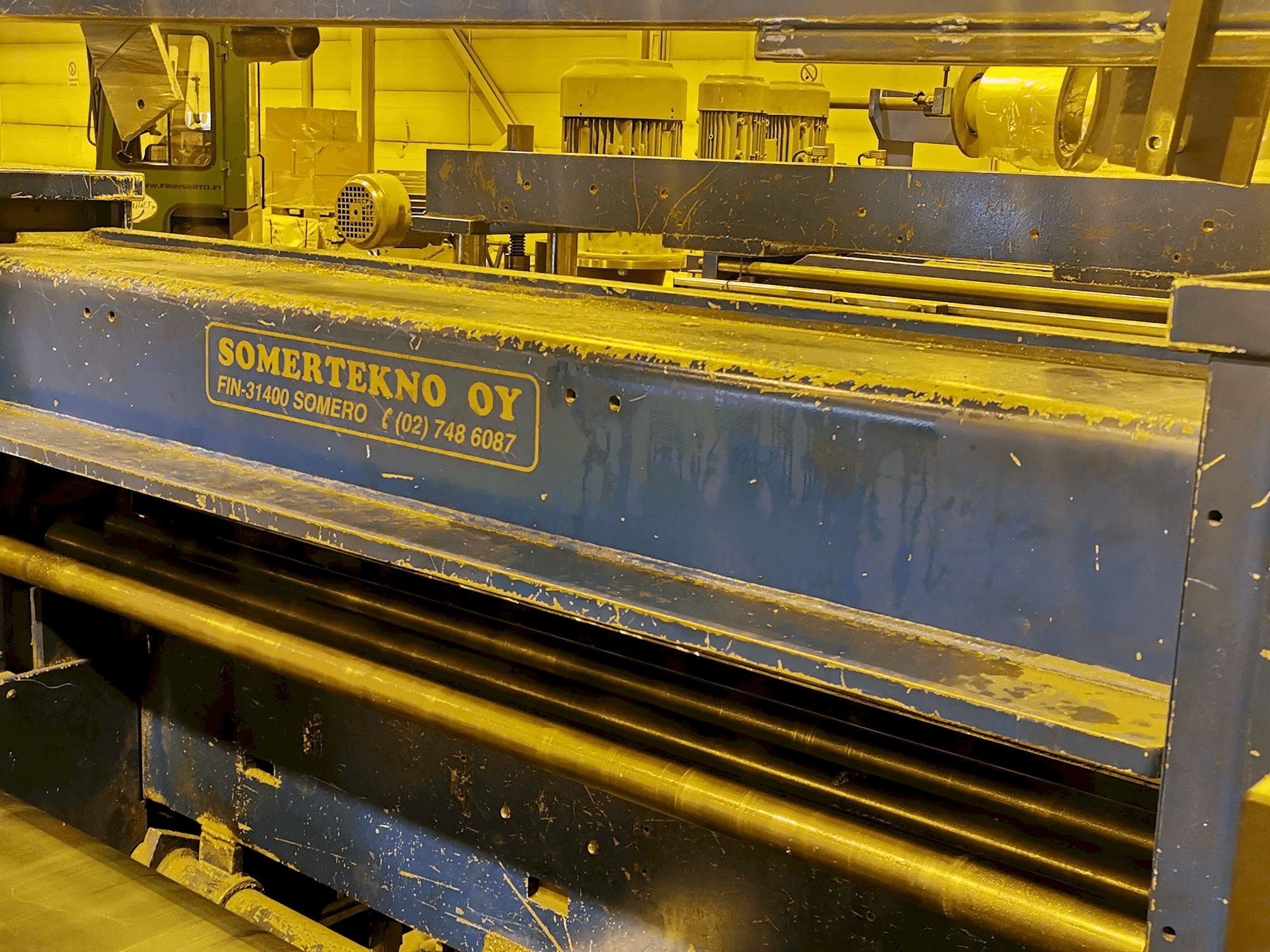 A SOMERTEKNO OY 2547 gép elölnézete