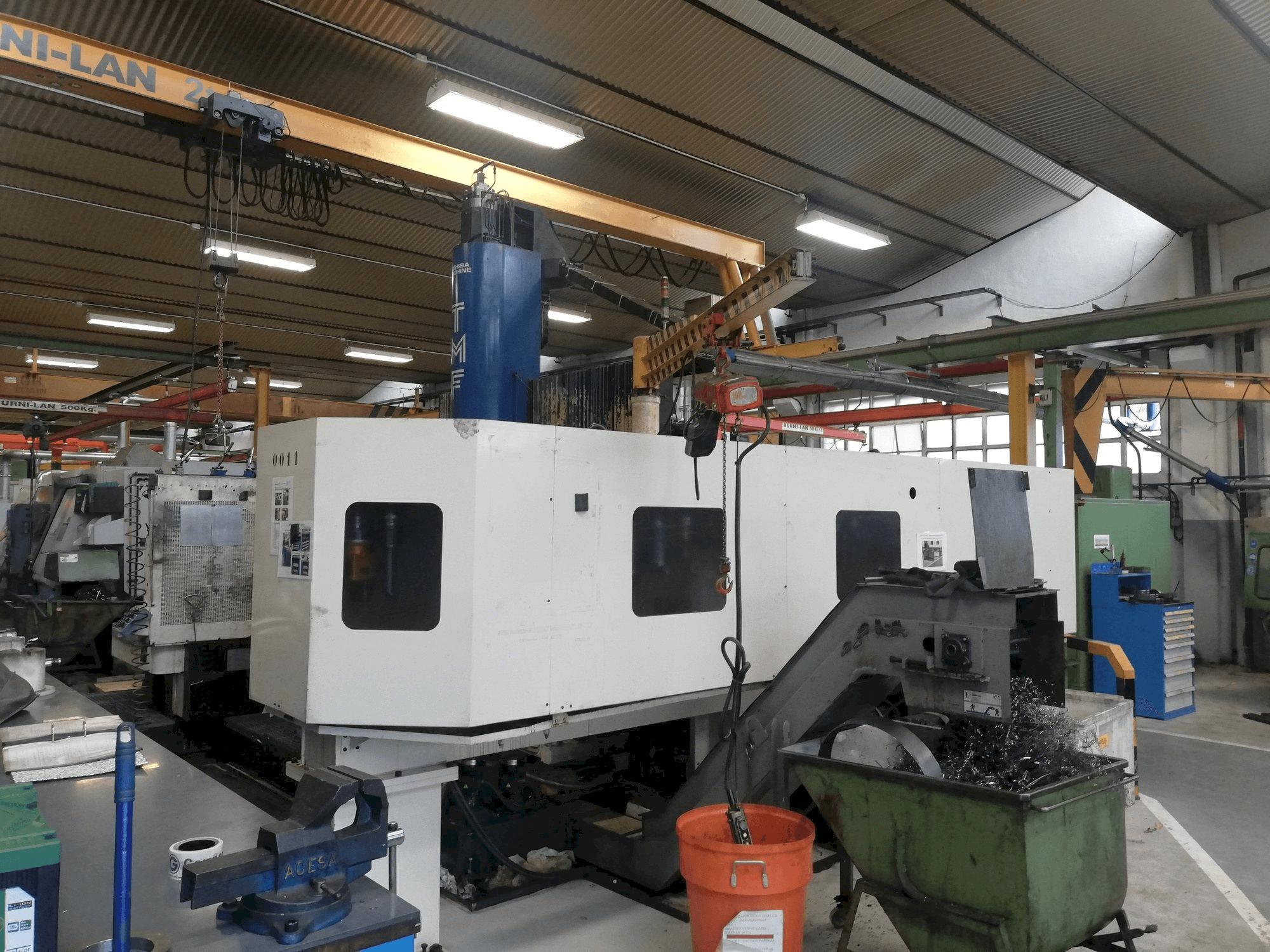 A Toshiba TMF-10 gép elölnézete